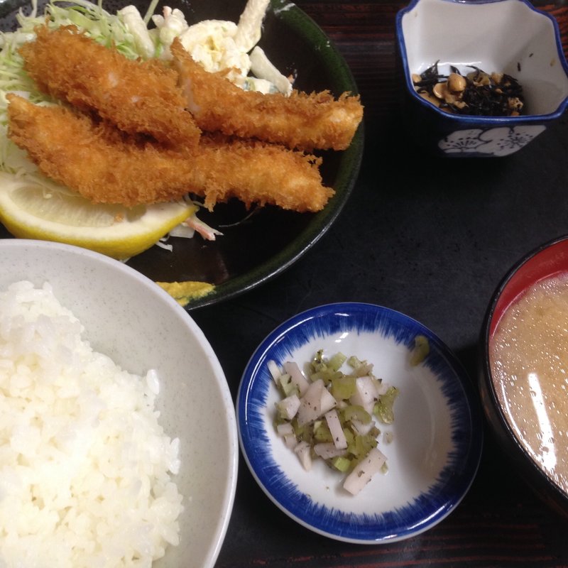 イカフライ定食(やまだや)