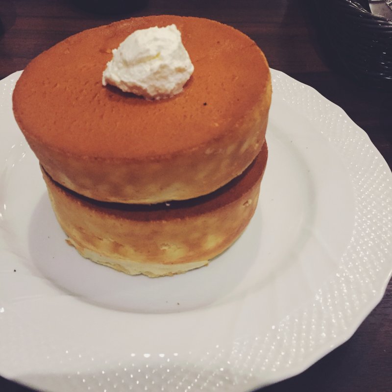 スフレパンケーキダブル(星乃珈琲店 ららぽーと立川立飛店)