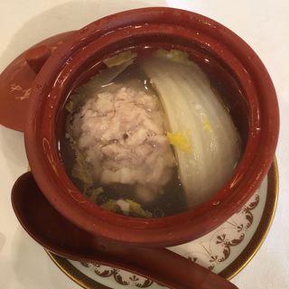 楊州獅子頭豚肉団子柔らか煮(旦妃楼飯店 （ダンヒロウハンテン）)
