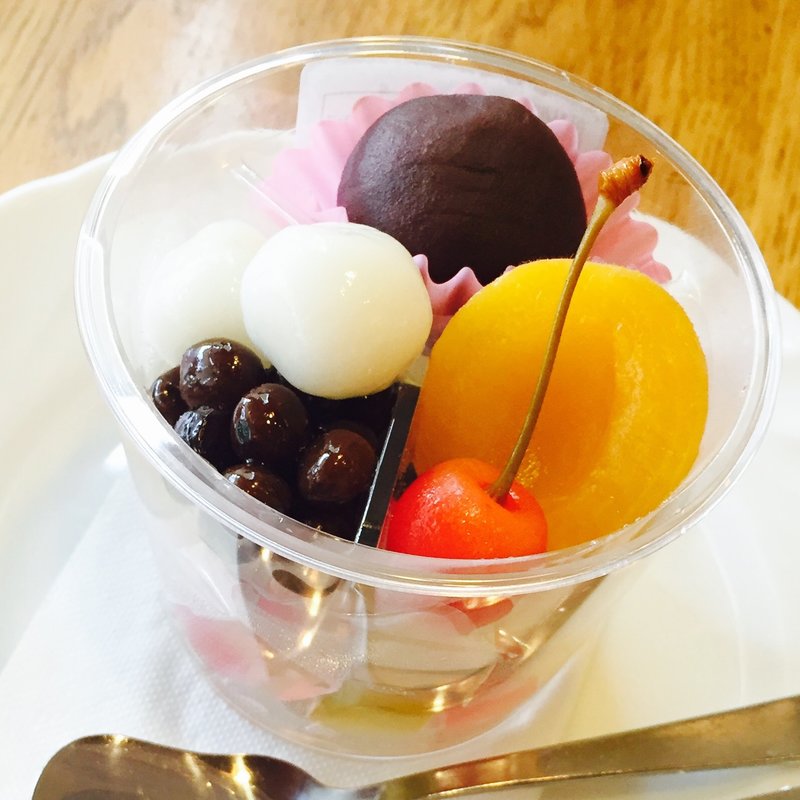 白玉あんみつ(神戸屋レストラン 緑ヶ丘店 （コウベヤレストラン）)