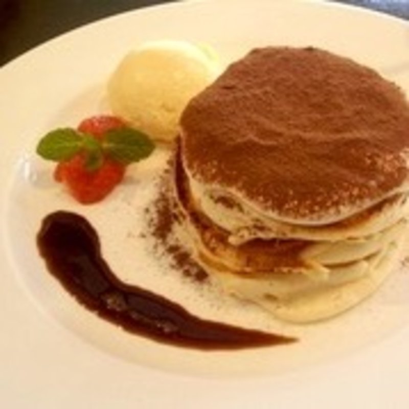 ティラミス風パンケーキ(カフェ　ド　ヴォアラ （Cafe de Voila【旧店名】ヴォアラカフェ）)