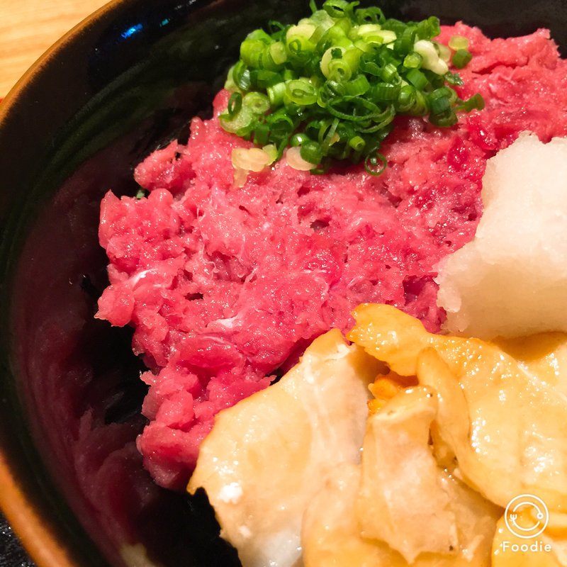 炙りはらすとなかおちの2色丼(浅乃)