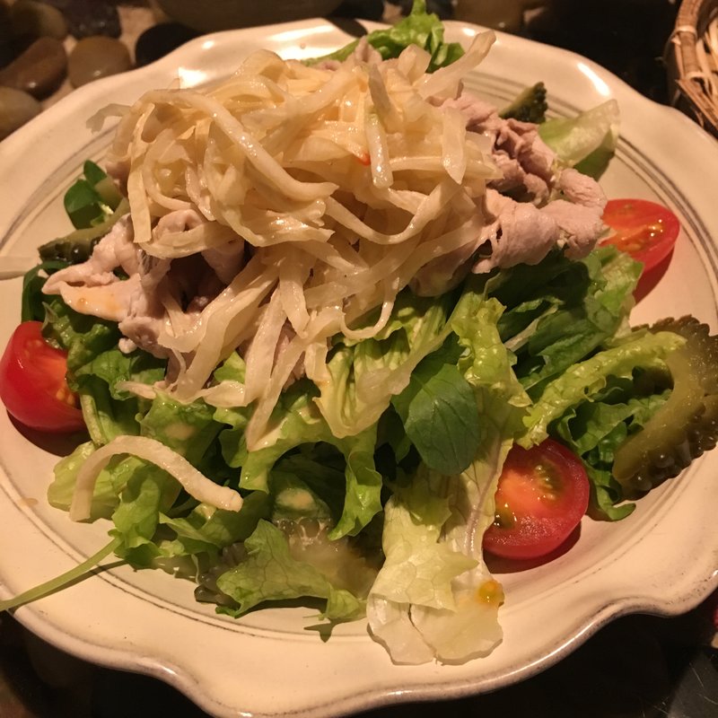 あぐー豚しゃぶのサラダ(金魚 本店 （きんぎょ）)