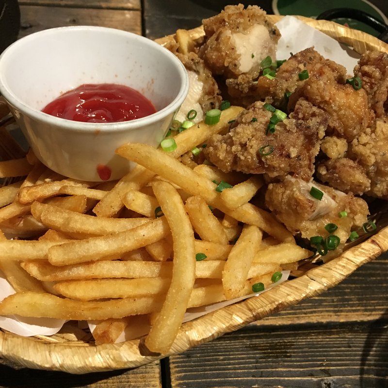 からあげポテト(TWO SAM'S UP （ツーサムズアップ）)