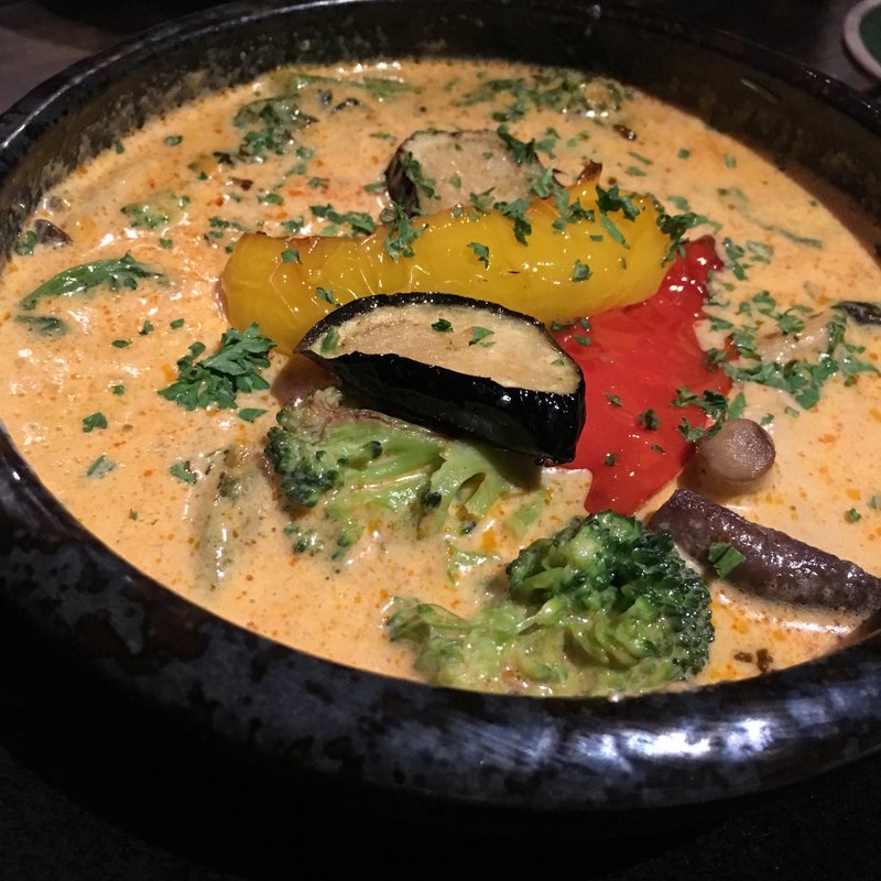 スープタイカレー(TWO SAM'S UP （ツーサムズアップ）)