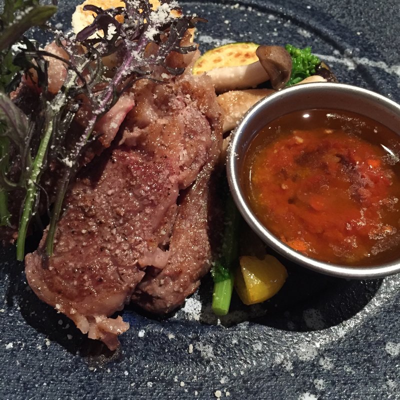 usビーフステーキ(カフェ＆スイーツ TABLES Coffee Bakery&Diner 南堀江店)