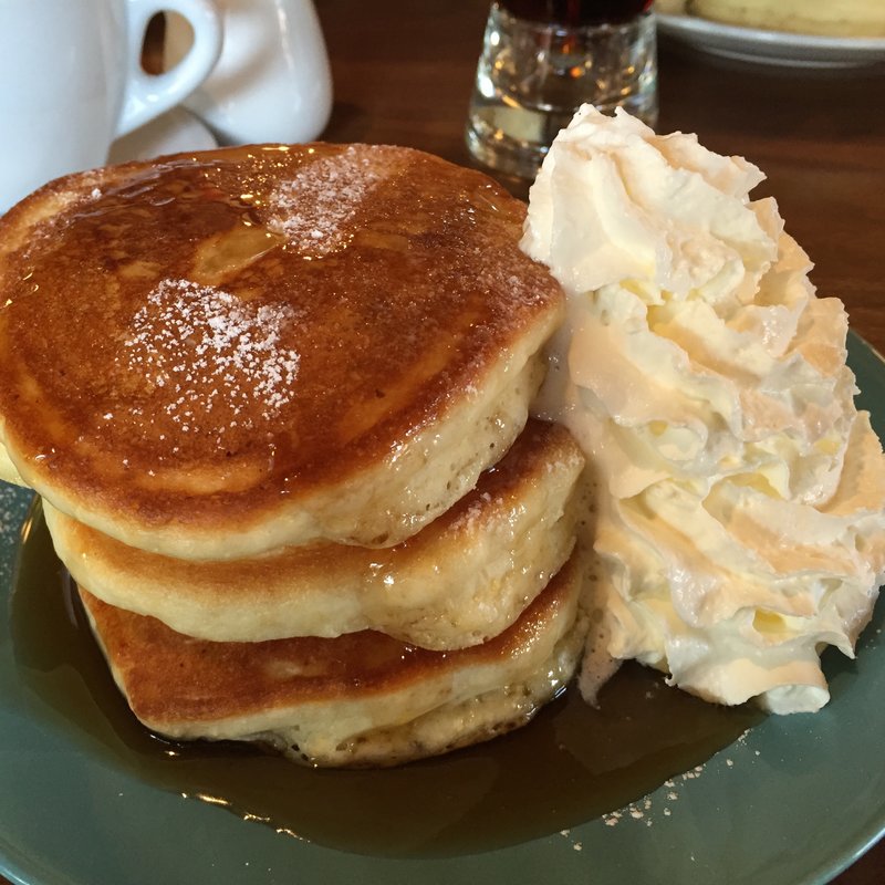 パンケーキプレーンセット( カフェ 坂の下)