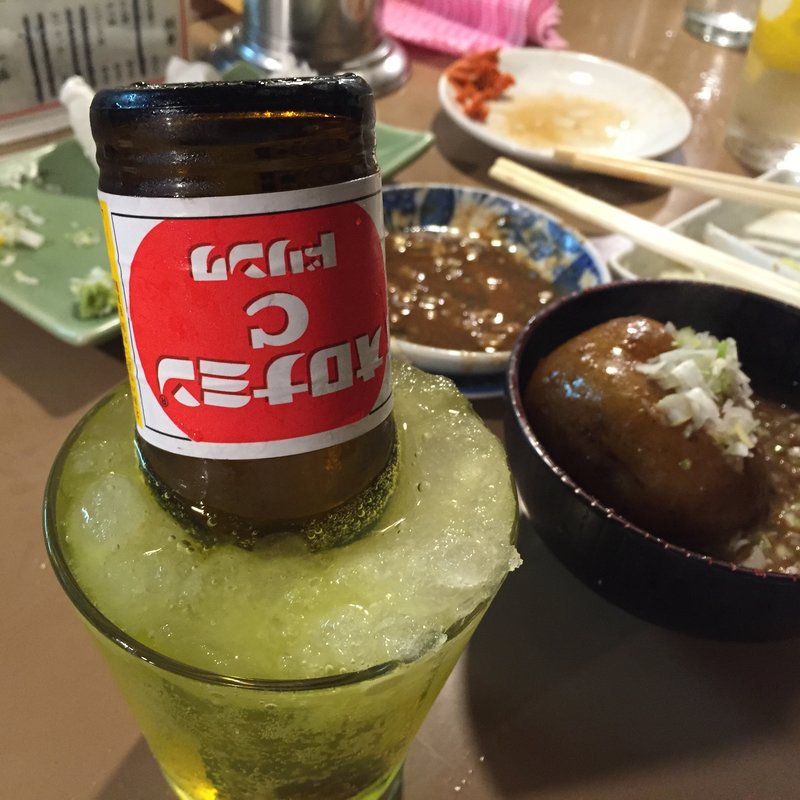 オロハイ、味じゃが(もつ焼ウッチャン 新宿思い出横丁店)