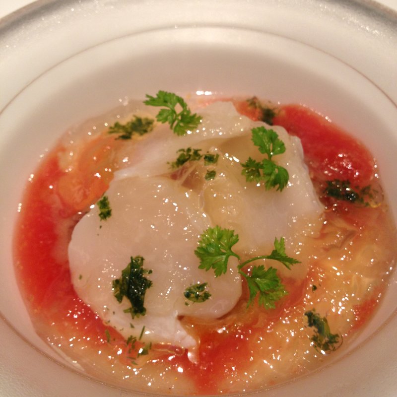 白身のカルパッチョ　ジュレ仕立て(Anvers（アンヴェール）)