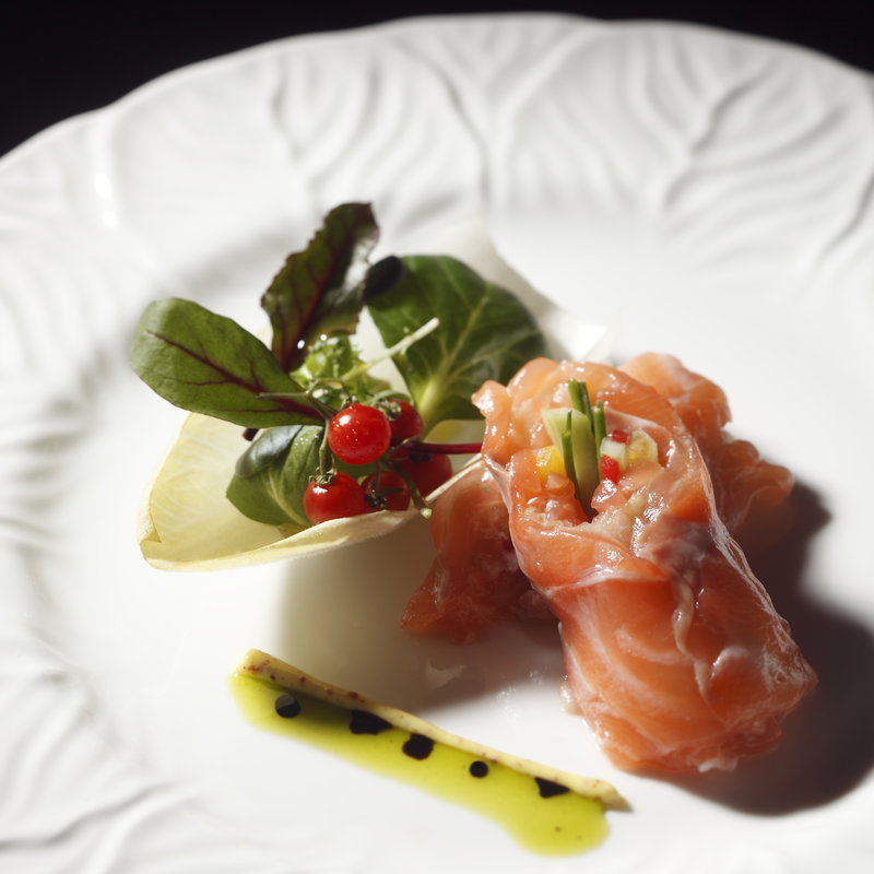 サーモンのカルパッチョ(芦屋山手倶楽部)