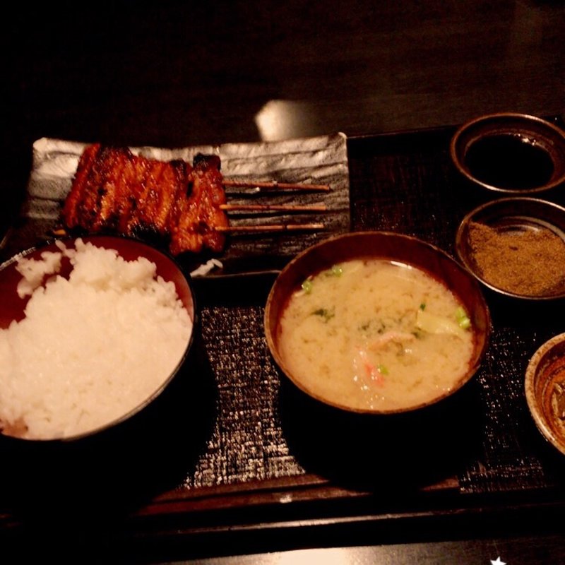 うなぎ(越後屋吉之助 （【旧店名】芝五丁目のひもの屋）)