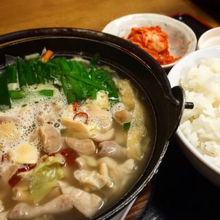 ホル鍋定食(おふくろ亭 )