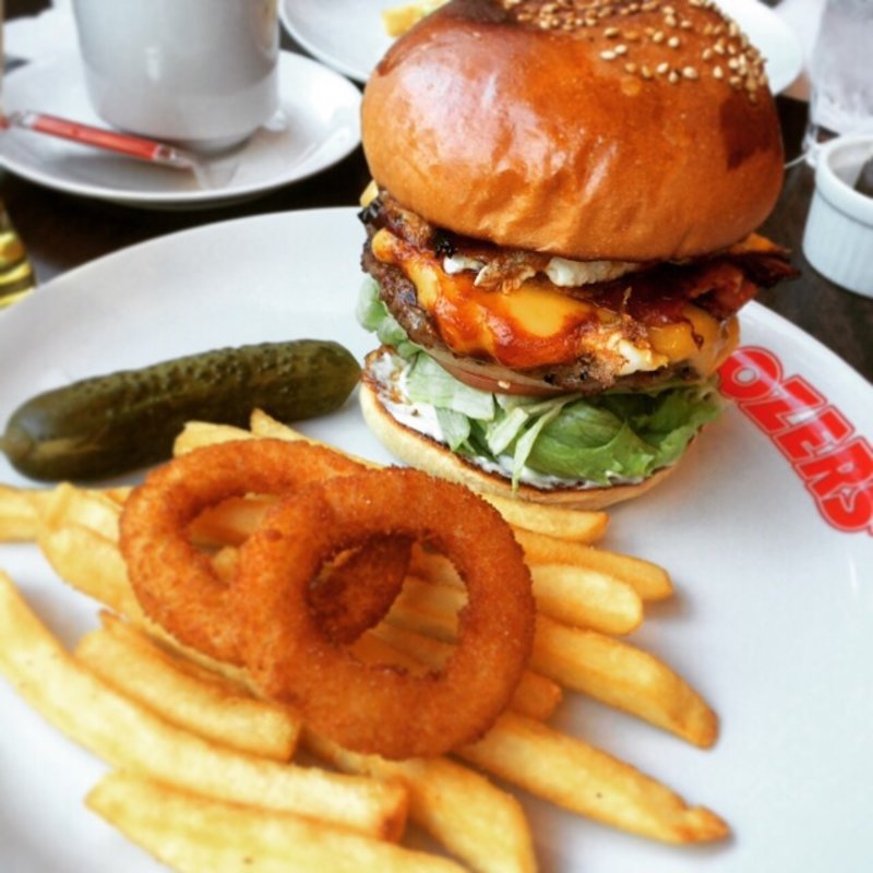 ベーコンエッグチーズバーガー(ブラザーズ 人形町本店 （BROZERS'）)