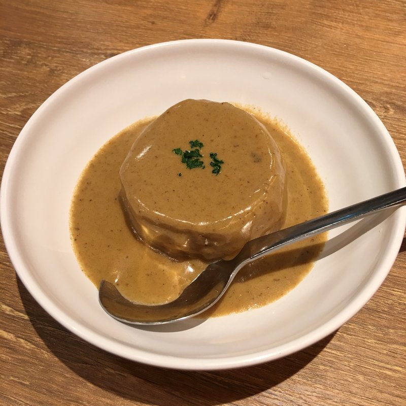 大根　ポルチーニクリームソース(赤白 （KOHAKU）)