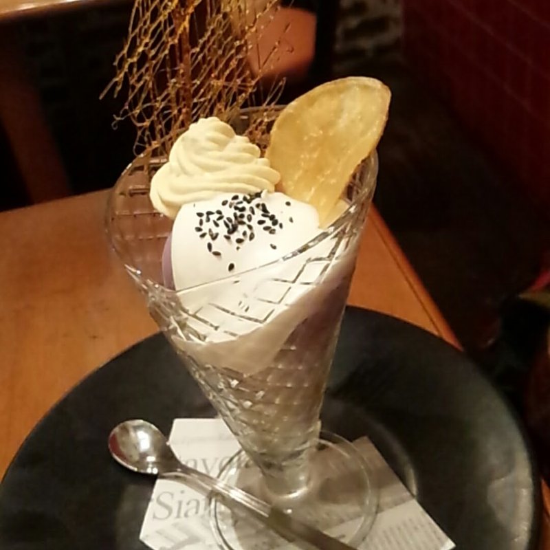 安納芋と紫芋のパフェ(ボーノボーノ 桐生境野店 )