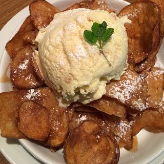 caramel ”SALT” potato(WIRED CAFE  梅田 nu茶屋町)