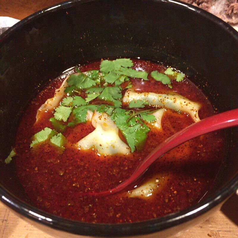 紅油餃子(BAO （バオ）)