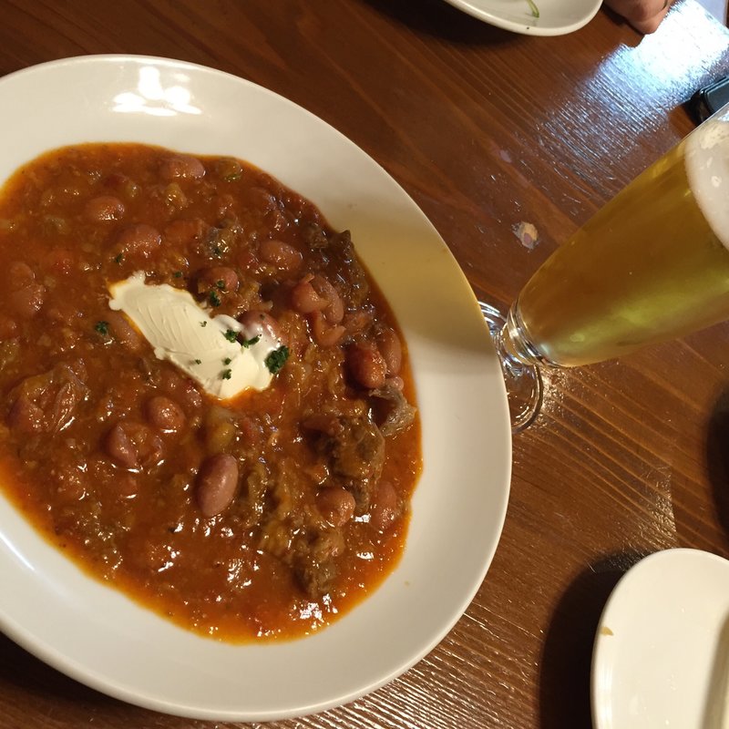 牛すじと印元豆の煮込み(旬彩ぷらんたん)