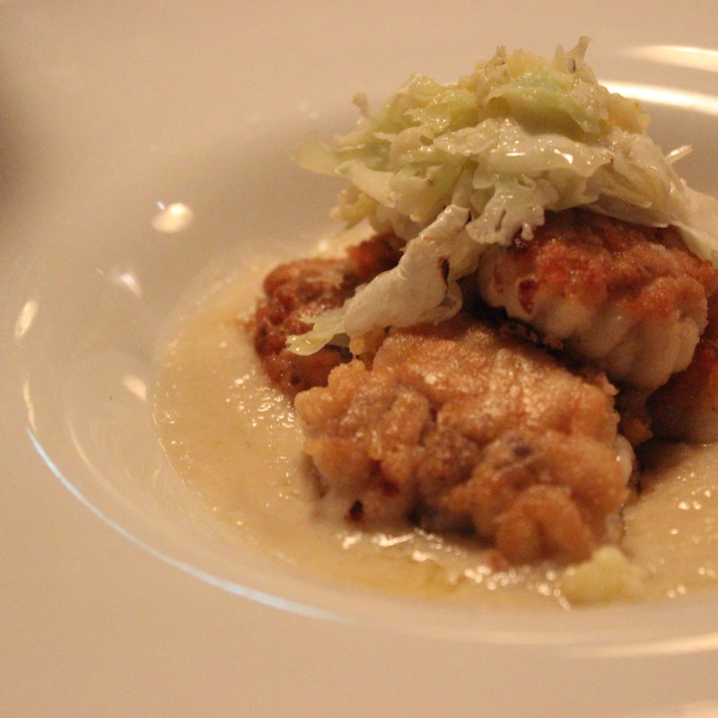 北海道産白子のムニエル　カリフラワーソース(東京ワインバル八十郎 築地店)