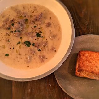 サルシッチャのクリーム煮 ビスケット付(PATH)