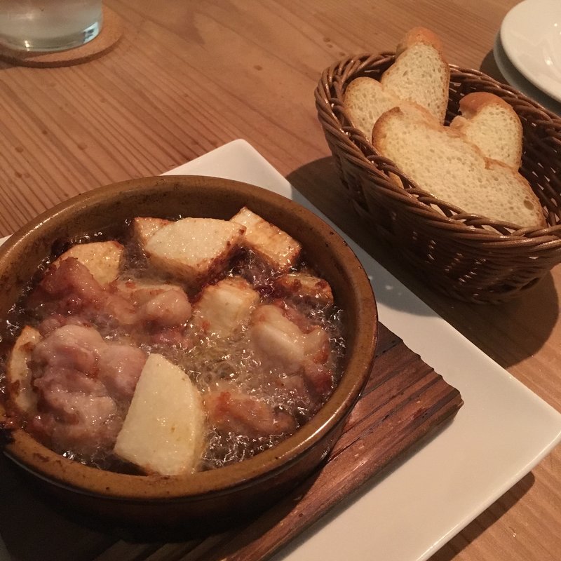 地鶏と長芋のアヒージョ(cafe&dining nagood)