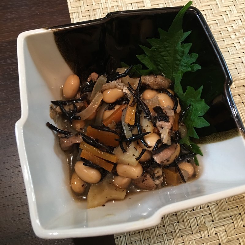 五目ひじき(旬和食・六花)