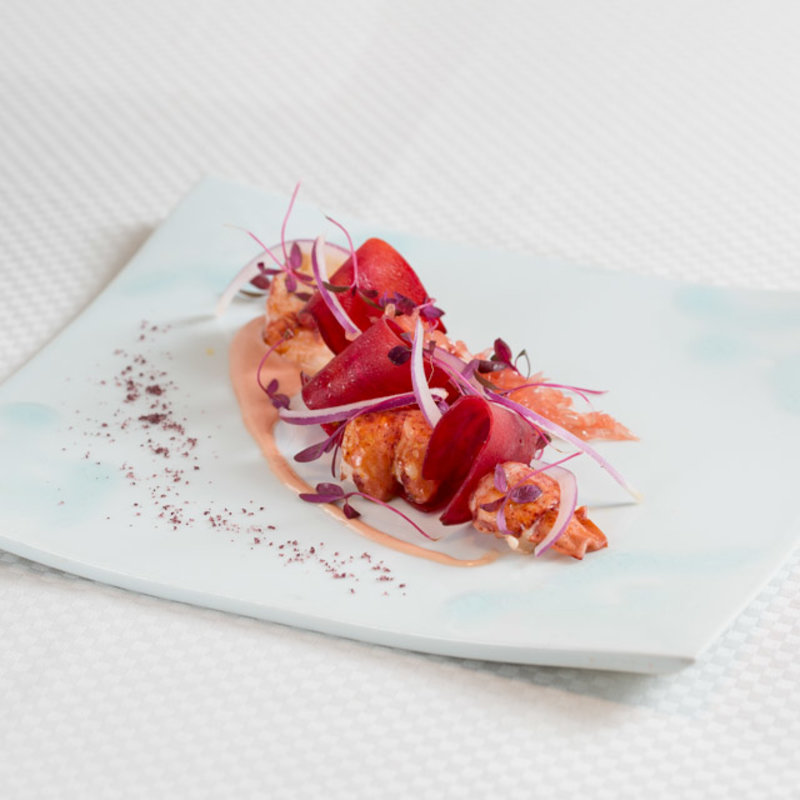 オマール海老 赤カブ仕立て(ラール・エ・ラ・マニエール)