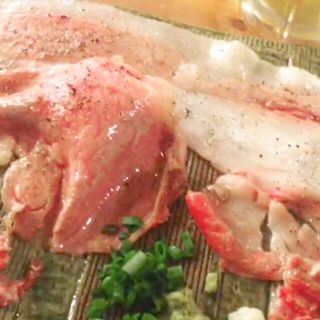 トロ刺し(肉寿司 恵比寿横丁店 （にくずし）)
