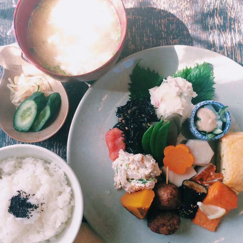 日替わりプレート(日曜舎)