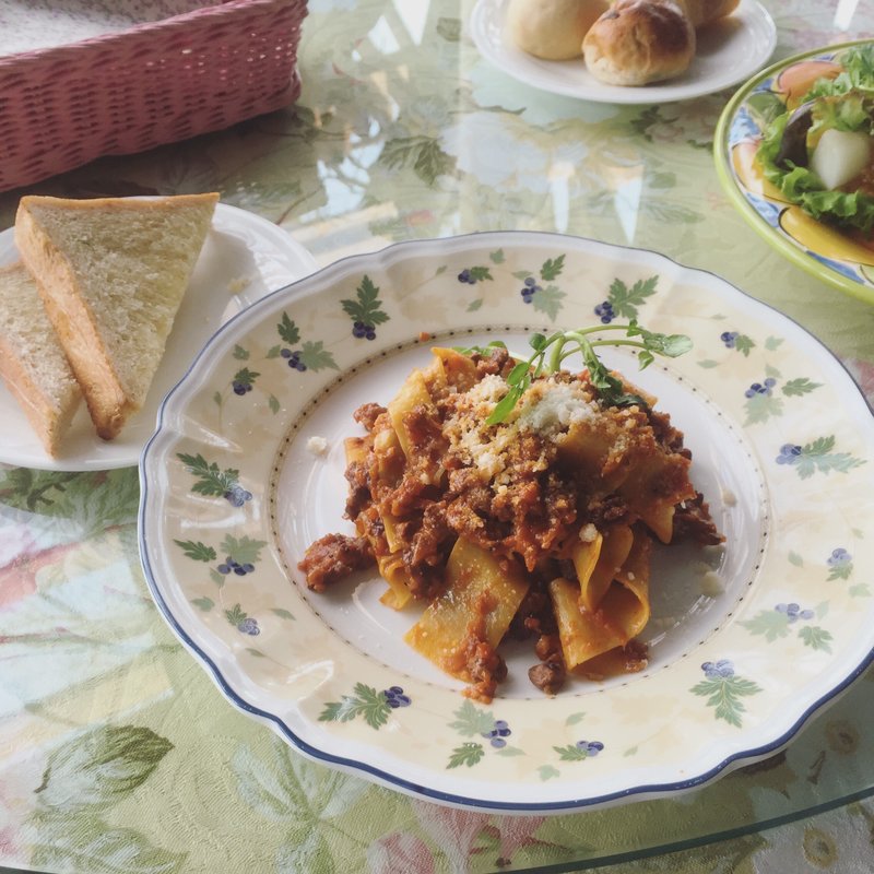 牛ラグーのパッペルデッレサラダパン飲み物付き(ザ テラス)