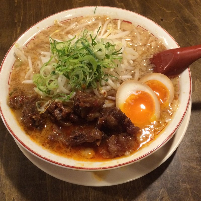 牛すじらーめん(らーめん2国 お初天神店)