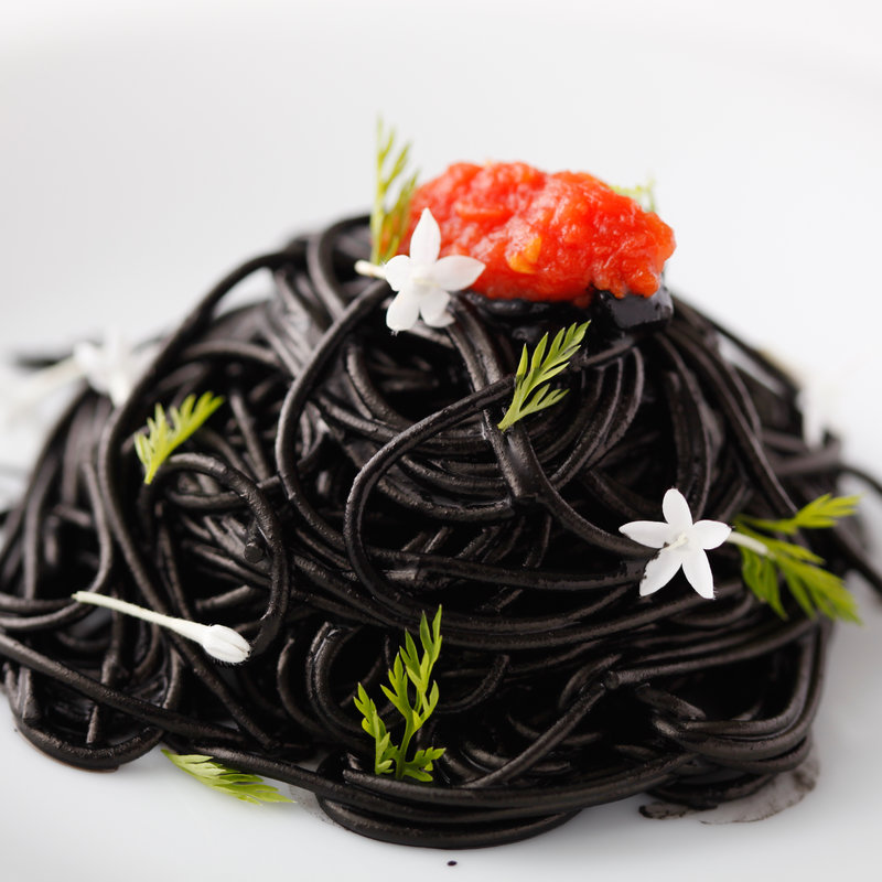 イカ墨パスタ　明太子とともに(リストランテ イル バンビナッチョ)