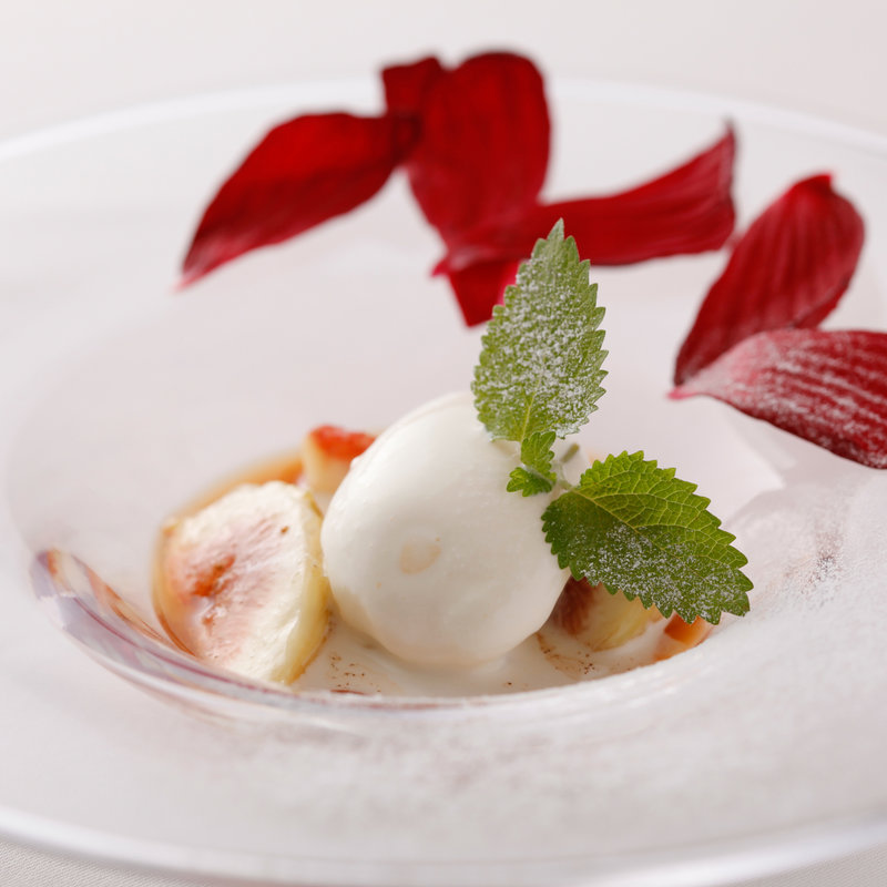 無花果のコンポート(リストランテ イル バンビナッチョ)