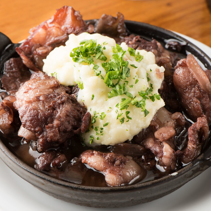 和牛のココット煮込み(2ヴァンテオ （2VＩＮＴＨＥＯ）)