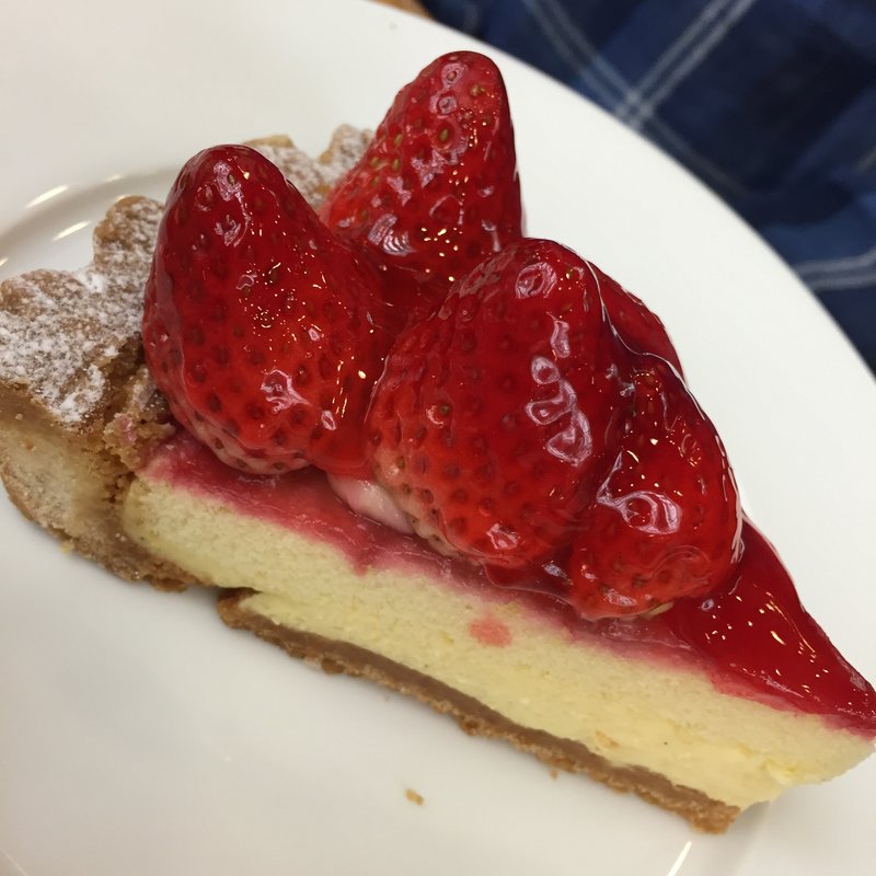 いちごのタルト(コージーコーナー お茶の水店 )