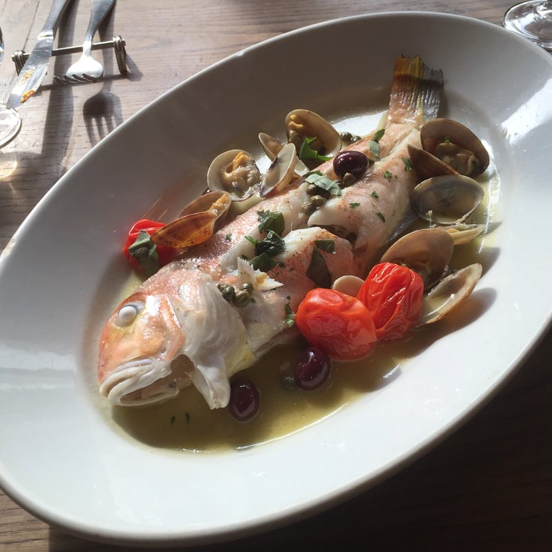 アクアパッツァ(ピスカリア （Piscaria）)