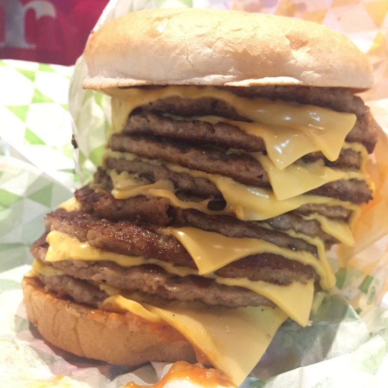 ロッテリア タワーチーズバーガー(10段)(ロッテリア 川崎地下街アゼリア店)