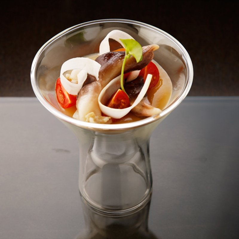 バイガイのコンポート(ビストラン エレネスク RNSQ 麻布十番)