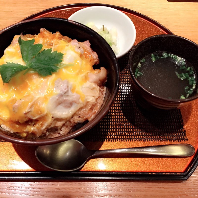 親子丼(新橋 鶏繁 どんぶり子)