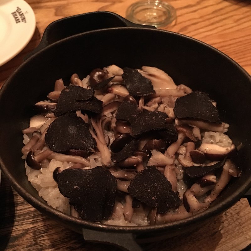トリュフだらけの炊込みご飯(GABURI SHARE)
