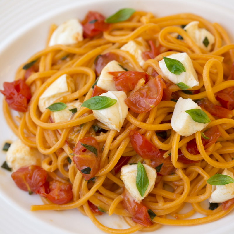 モッツアレラチーズとトマトのパスタ(イル デジデリオ オルタッジョ 阪急梅田本店)