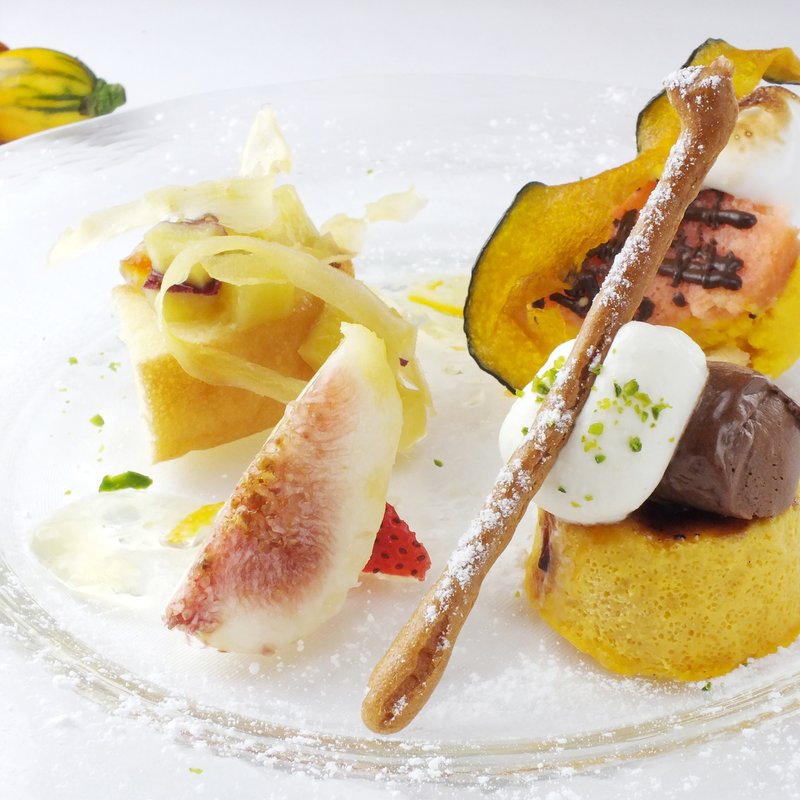 カボチャのケーキ　無花果添え(イル デジデリオ オルタッジョ 阪急梅田本店)