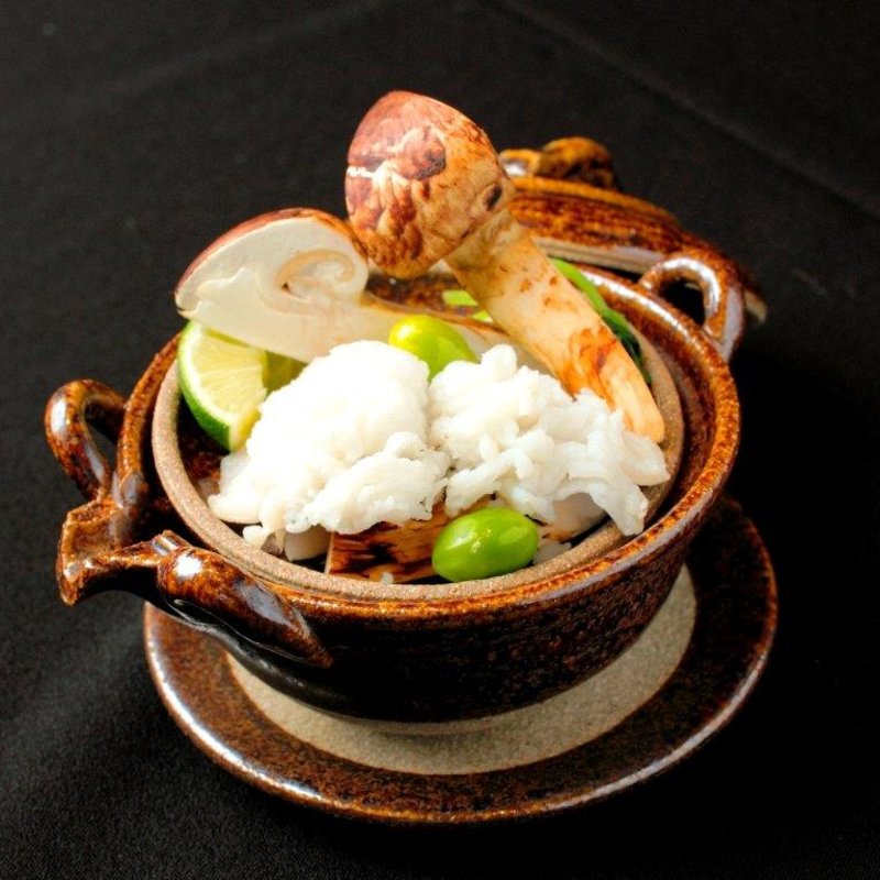 土瓶蒸し(けせらせら)