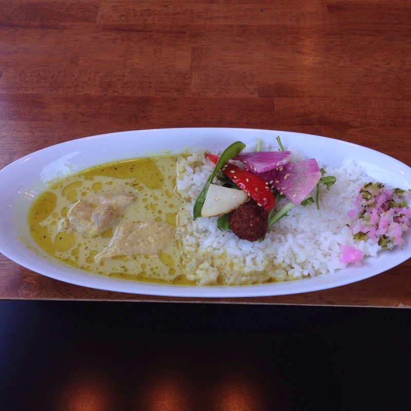 鶏と野菜のグリーンタイカレー(ベッドフォードカフェ グリーンポイント )