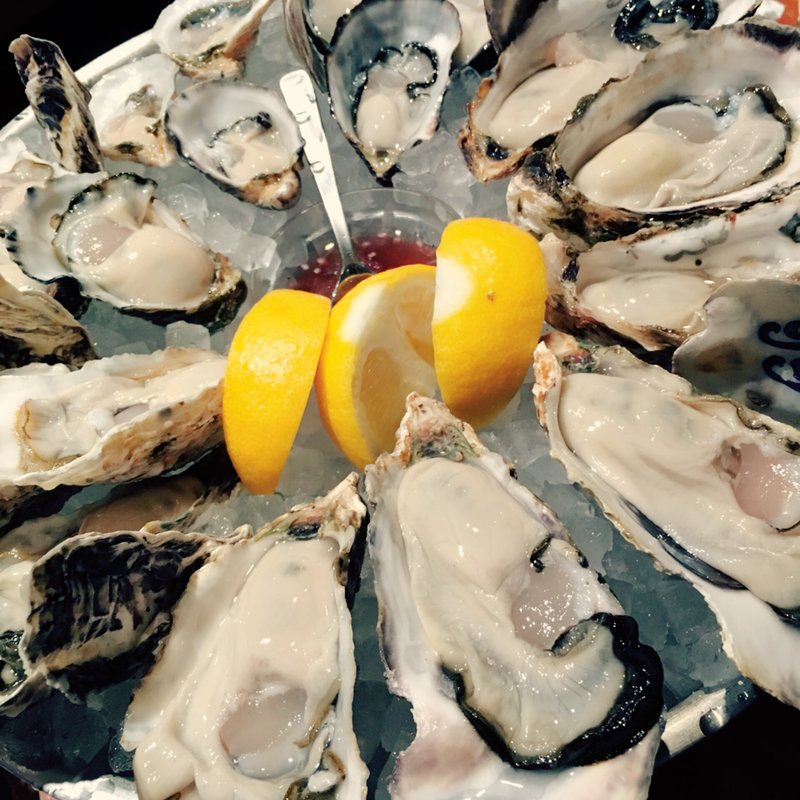 生牡蠣盛り合わせ6種類(フィッシュハウス オイスターバー （FISH HOUSE OYSTER BAR）)