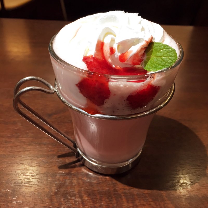 ストロベリーバニラソイミルク(ホット)(イタリアン・トマトカフェジュニア京成日暮里駅店)