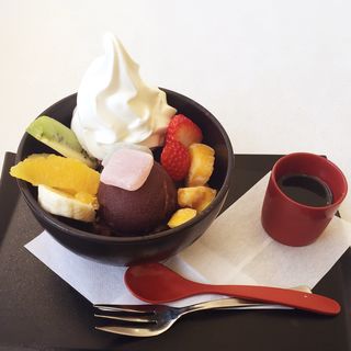 フルーツソフトクリームあんみつ(不二家レストラン 成田国際空港店 )