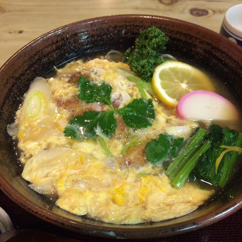 カツとじ蕎麦(味源)