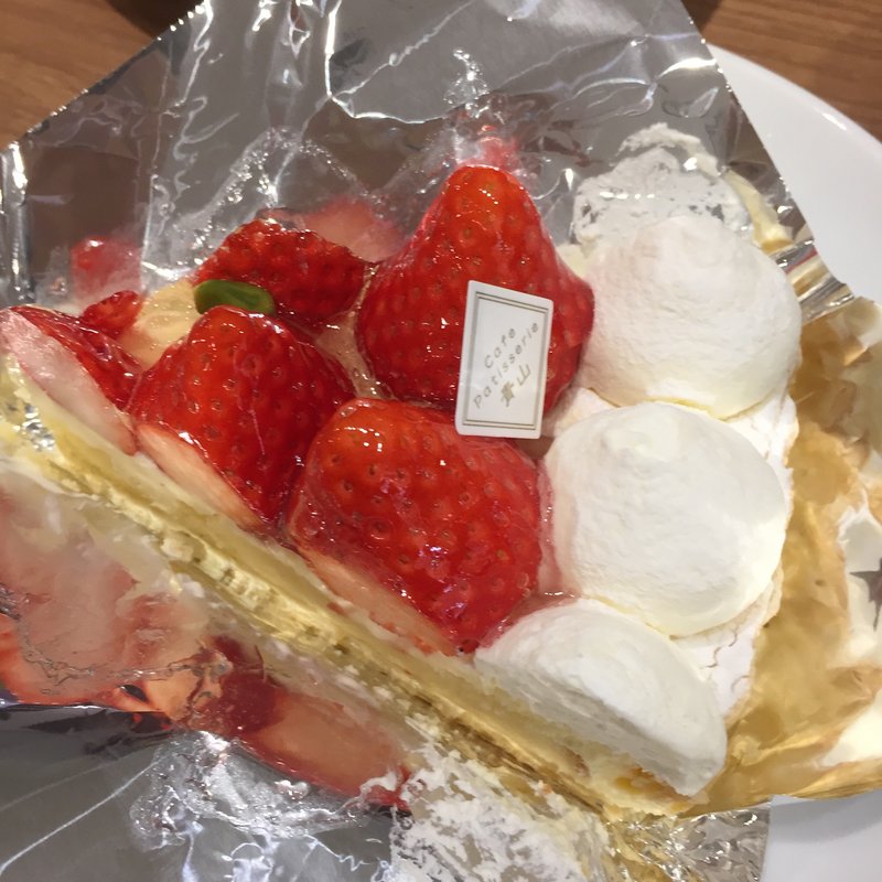 国産いちごのタルト(カフェ青山)