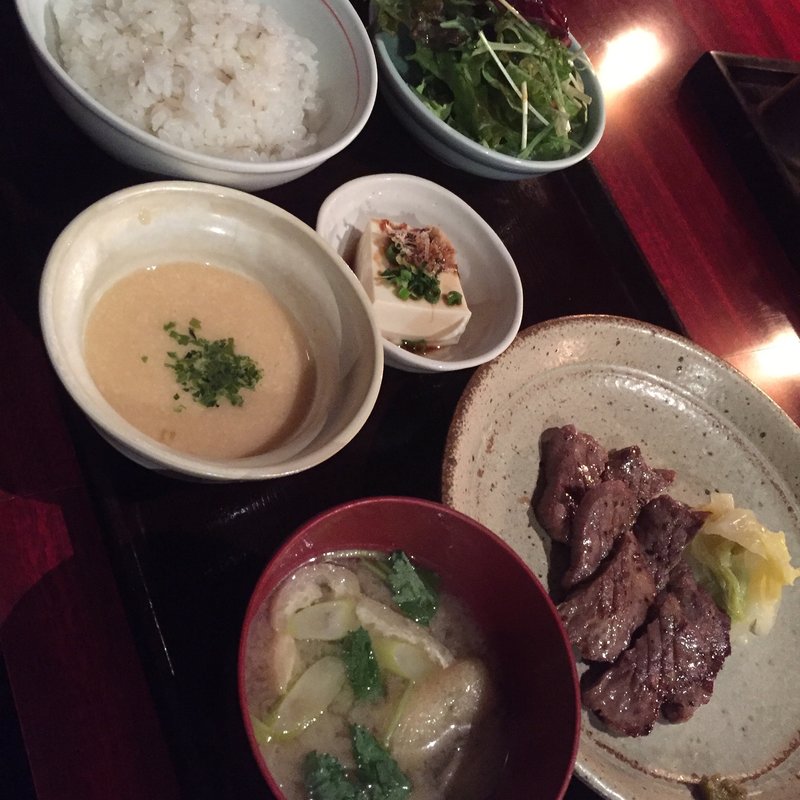 炭火たん焼き定食(つづみ留次郎)